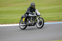 Vintage-motorcycle-club;eventdigitalimages;mallory-park;mallory-park-trackday-photographs;no-limits-trackdays;peter-wileman-photography;trackday-digital-images;trackday-photos;vmcc-festival-1000-bikes-photographs